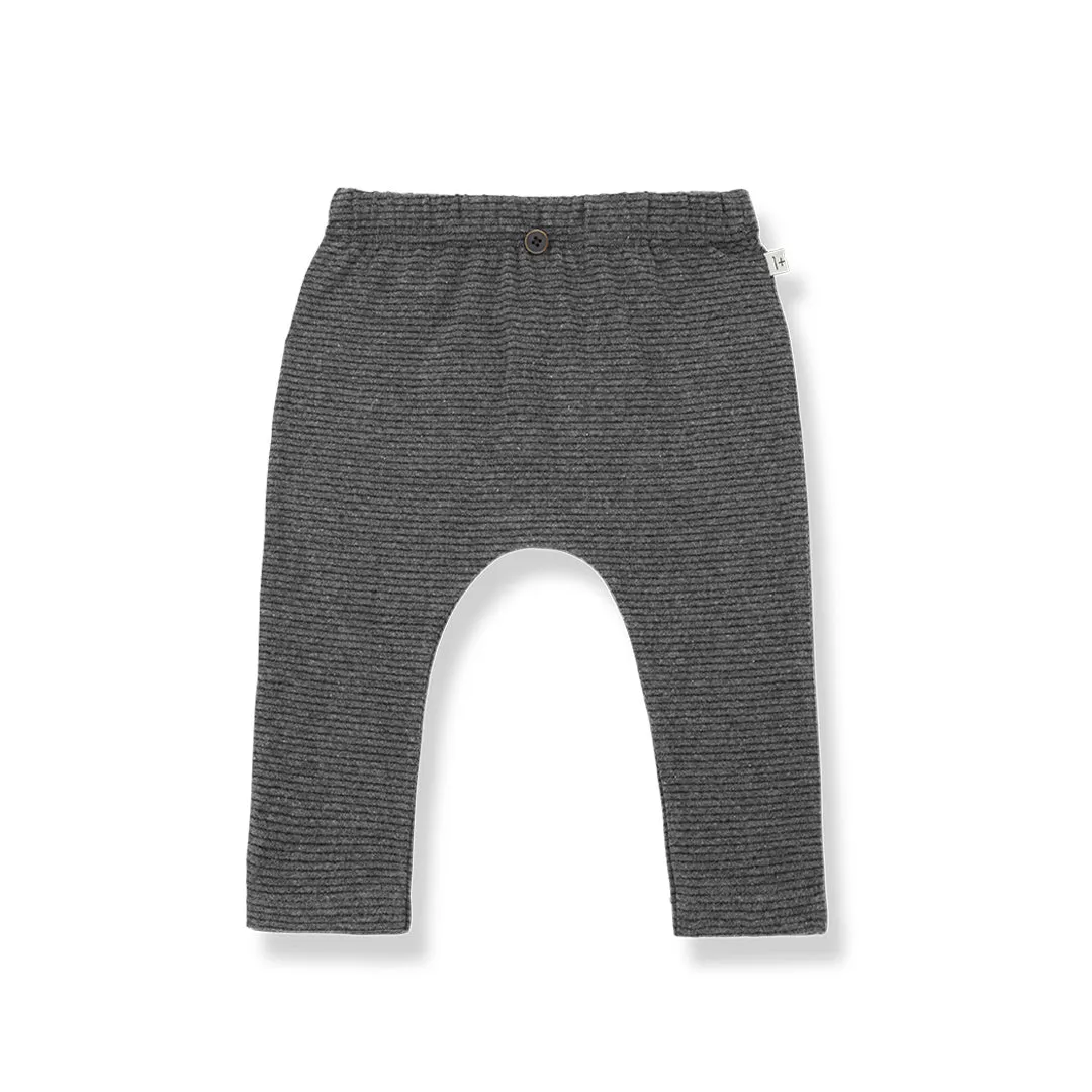 1  in the family Pia Leggings - Grey