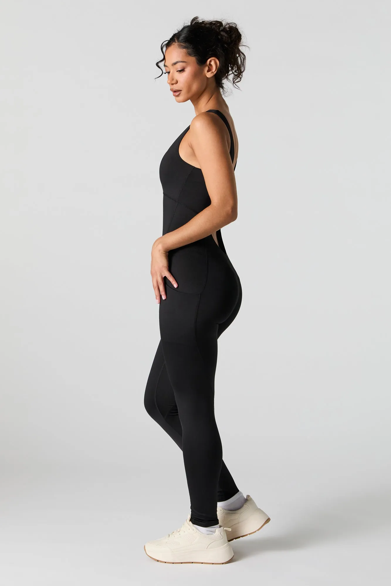 Active Scoop Neck Jumpsuit with Pockets