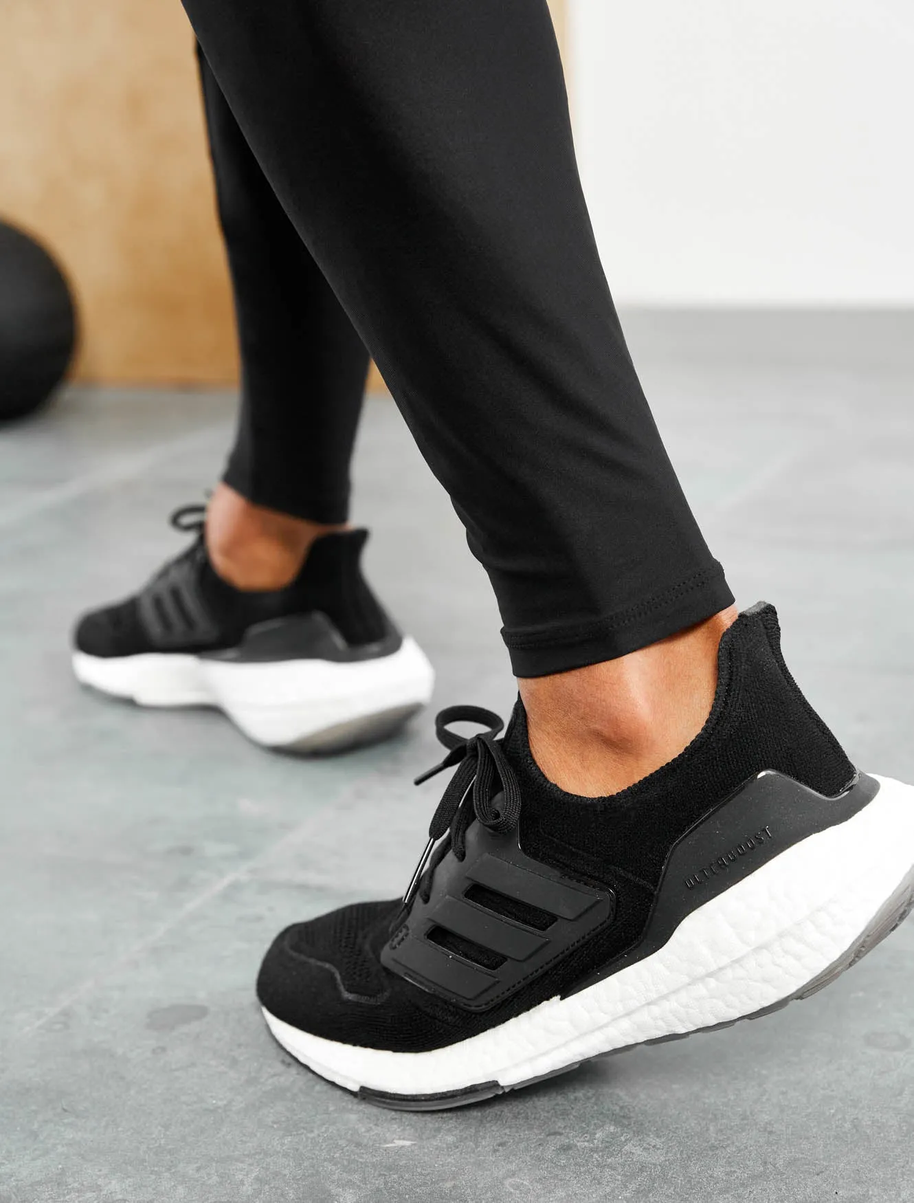 Hybrid Agility Joggers - Black