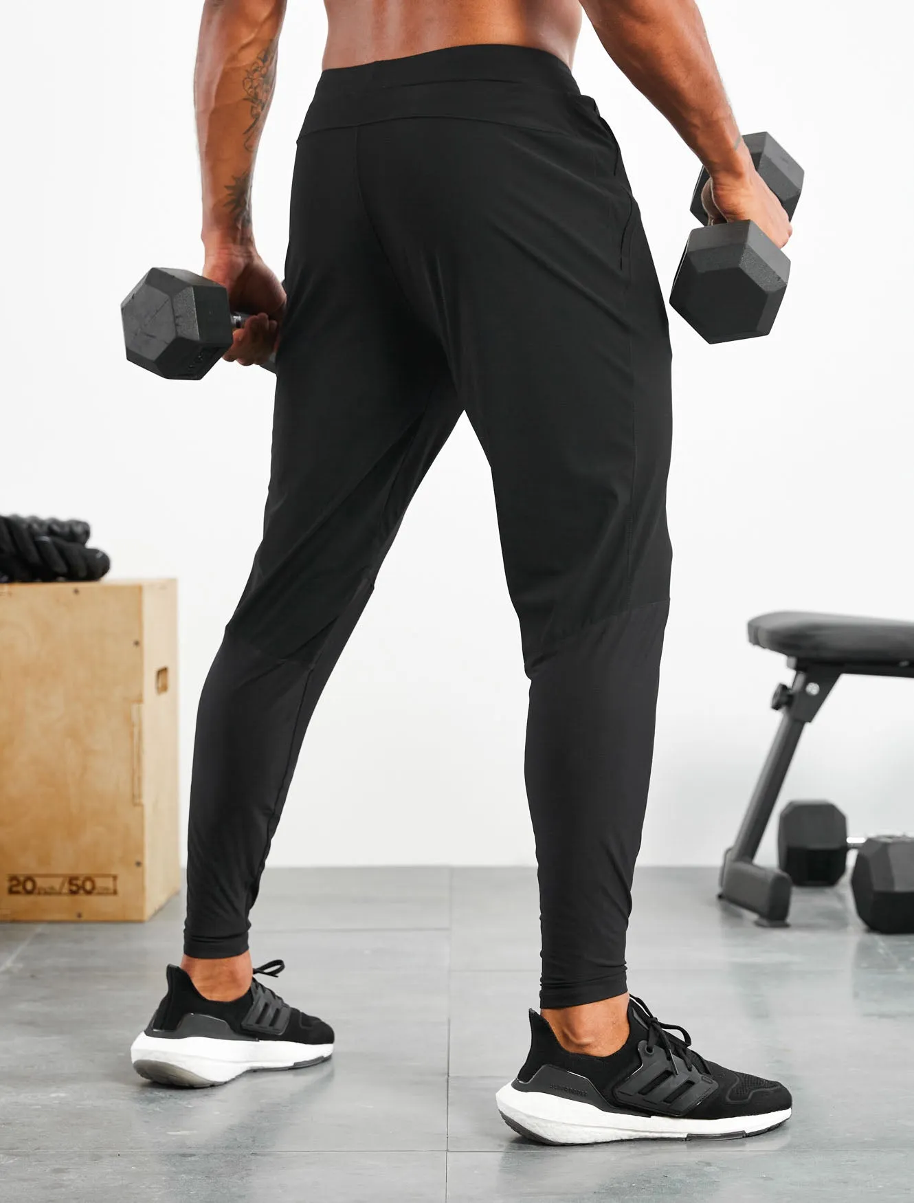 Hybrid Agility Joggers - Black