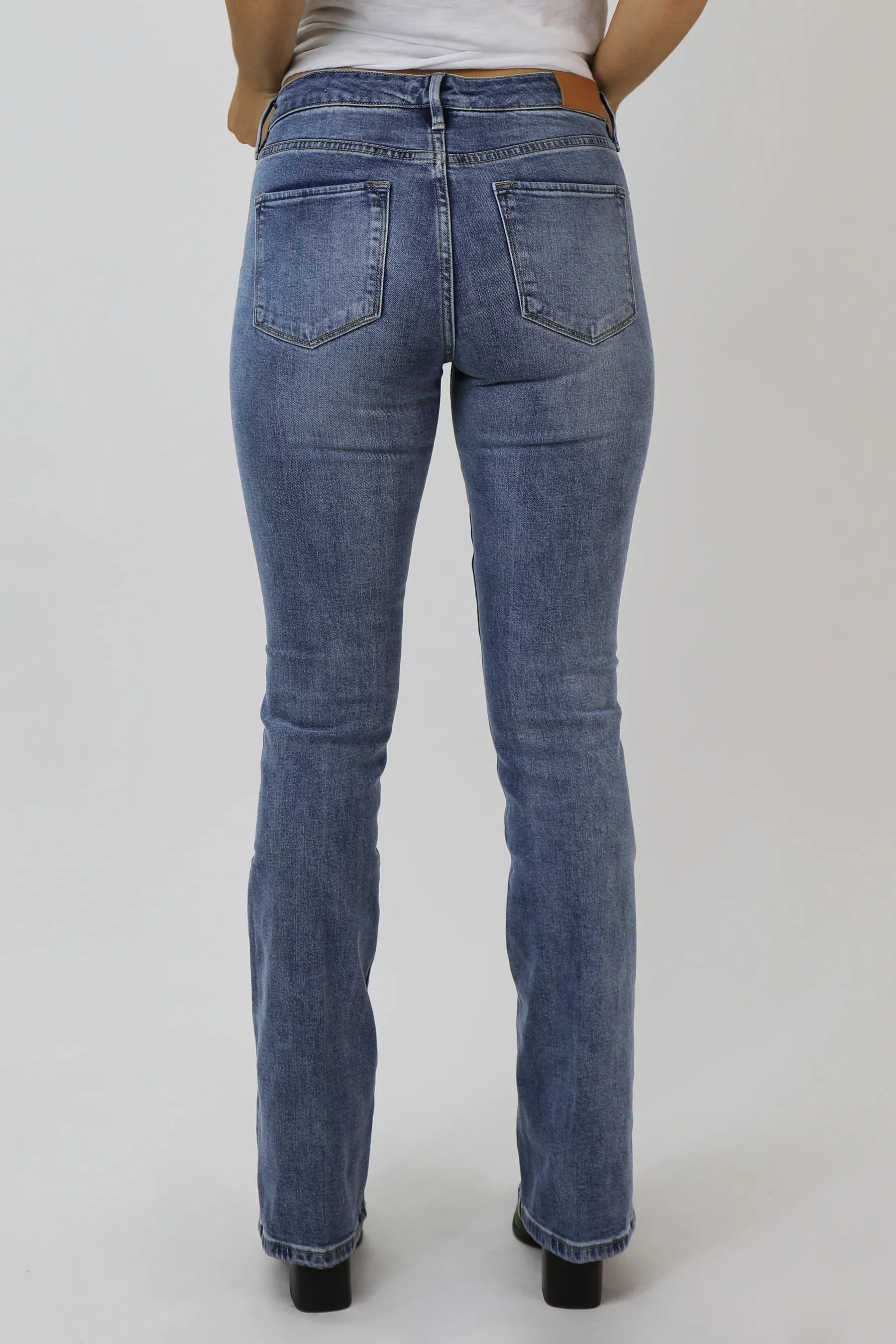 Jaxtyn High Rise Bootcut - Waikiki [Dear John Denim]