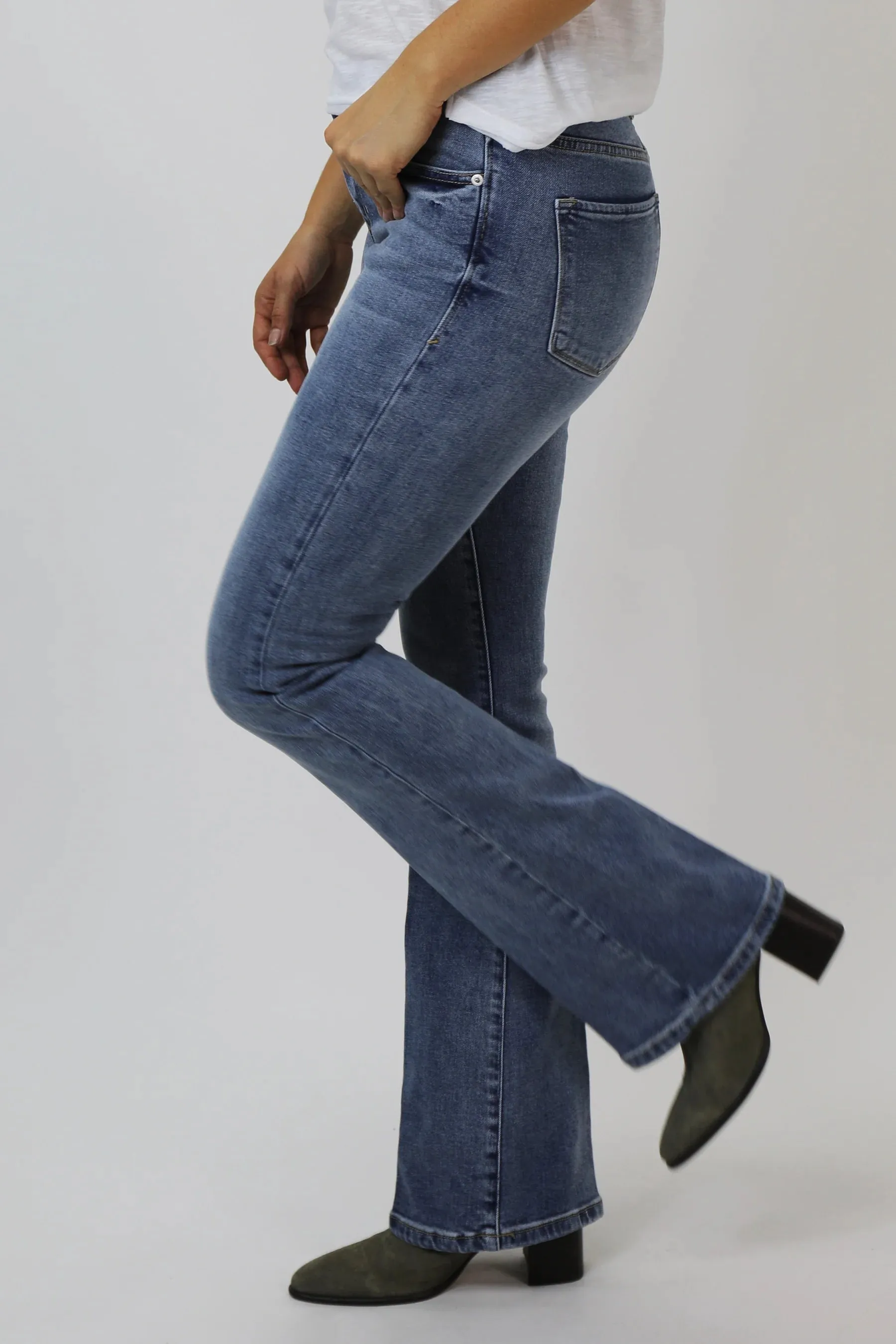 Jaxtyn High Rise Bootcut - Waikiki [Dear John Denim]