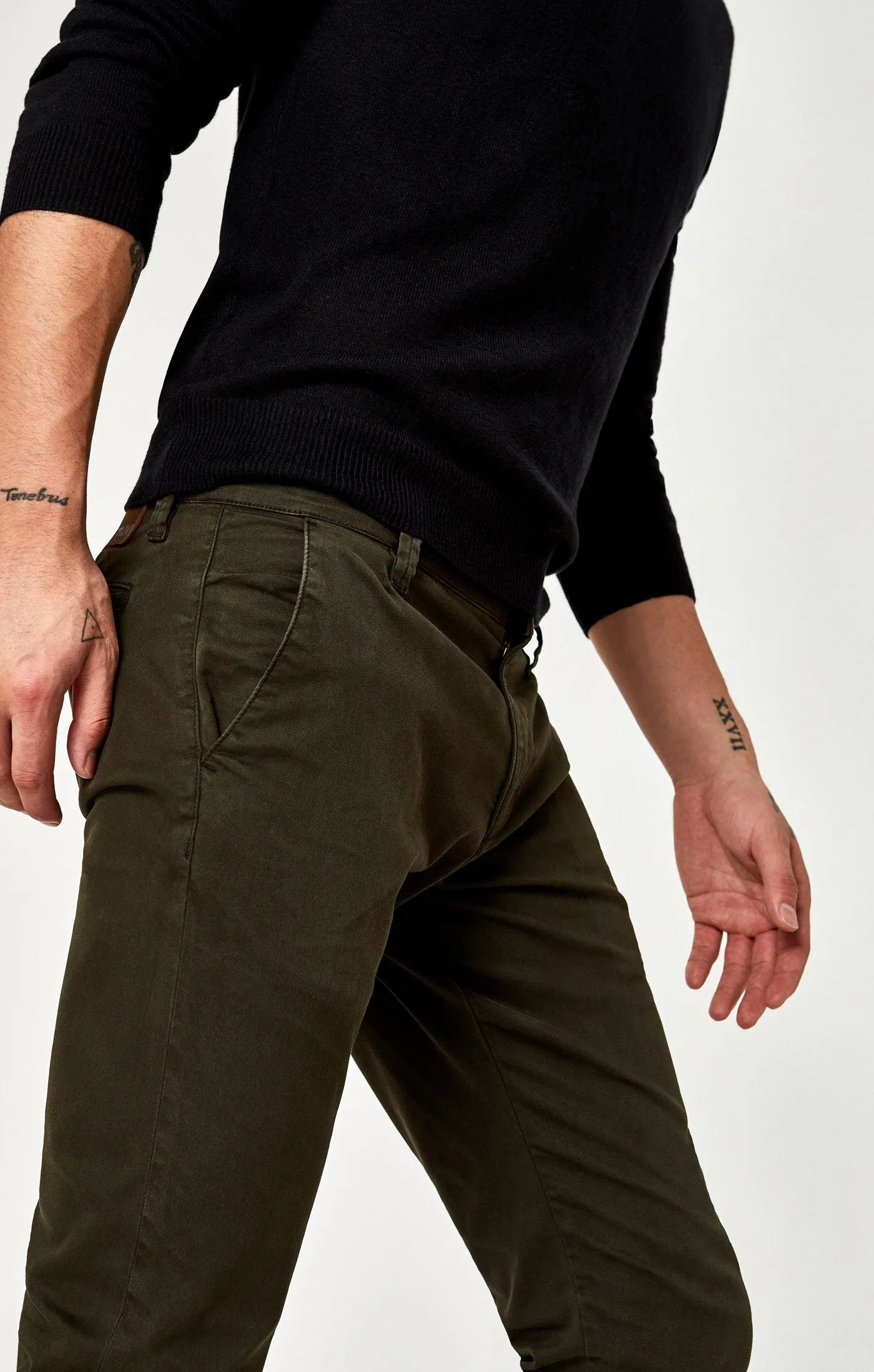 JOHNNY SLIM CHINO IN DARK GREEN TWILL