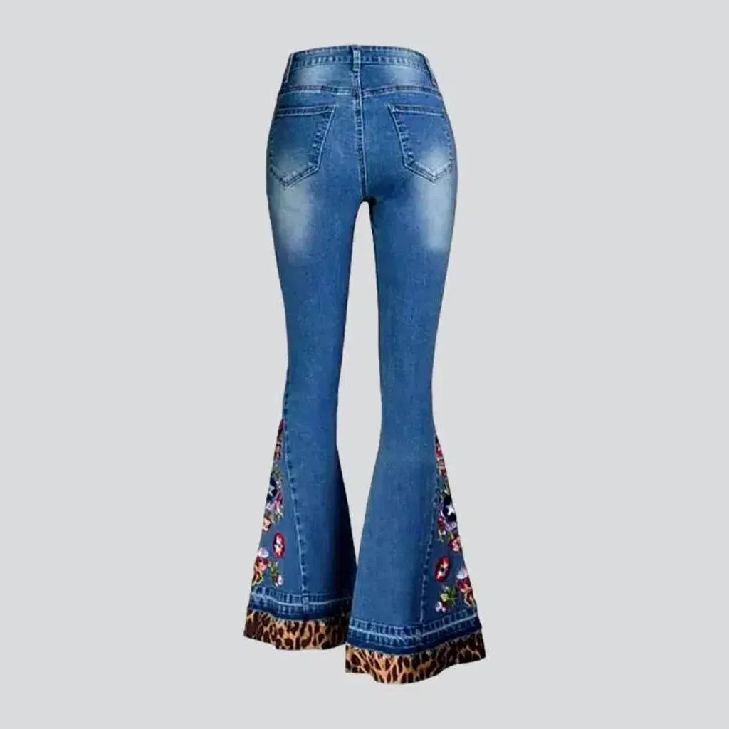 Mid-waist women's bootcut jeans