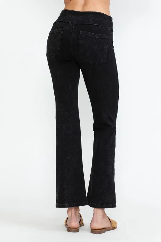 Mineral Washed Capri Stretch Pants