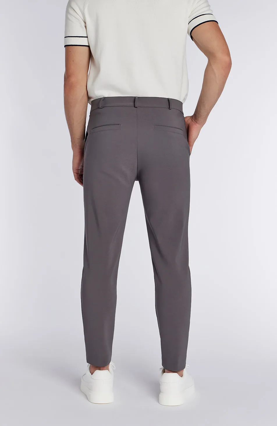 Signature Hybrid Pants in Grey