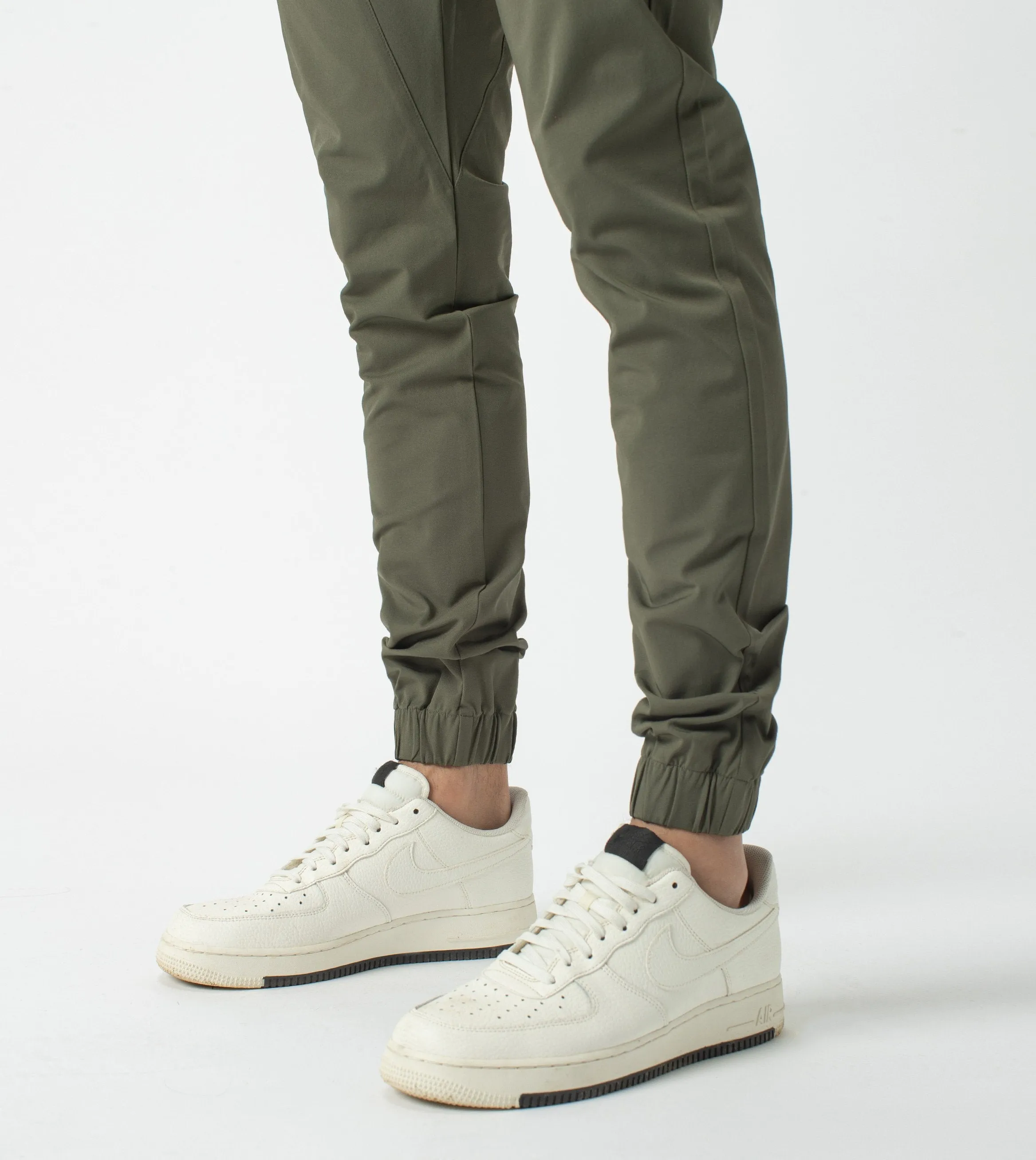 Sureshot Tech Jogger Moss