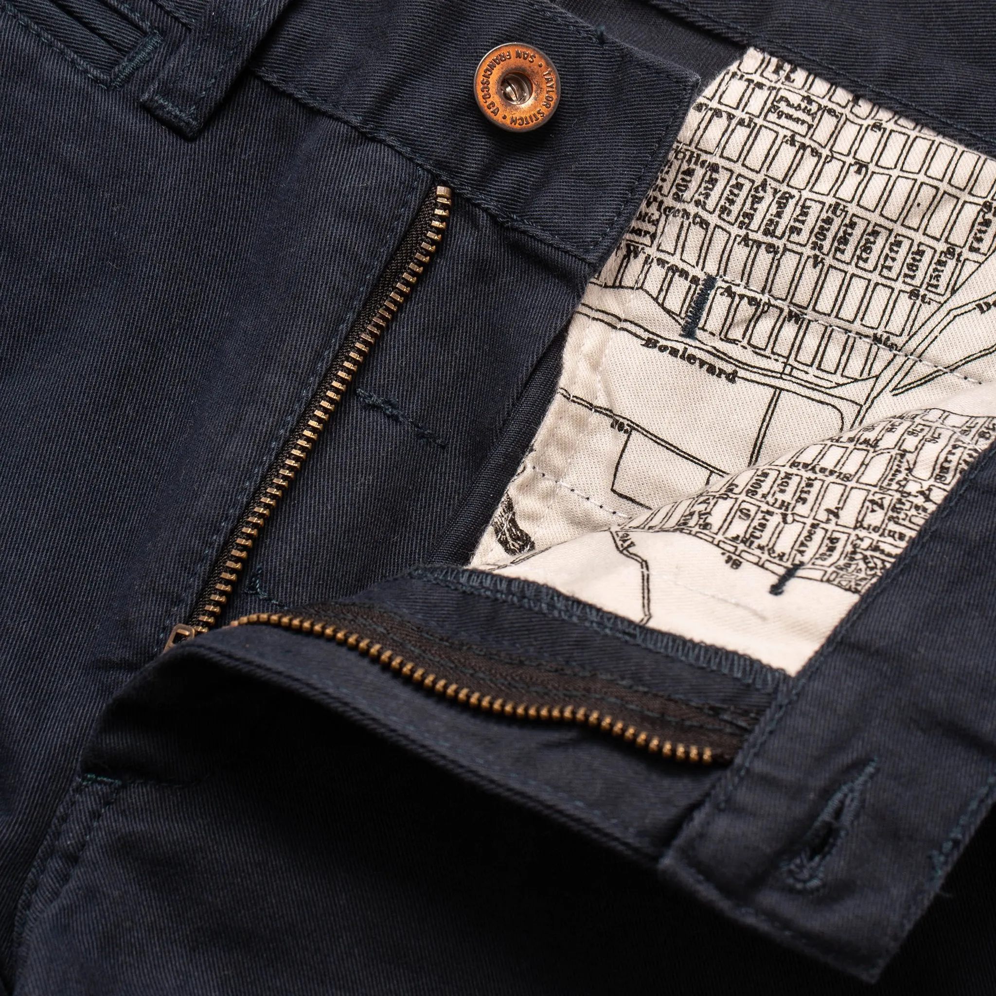 The Slim Chino in Organic Navy