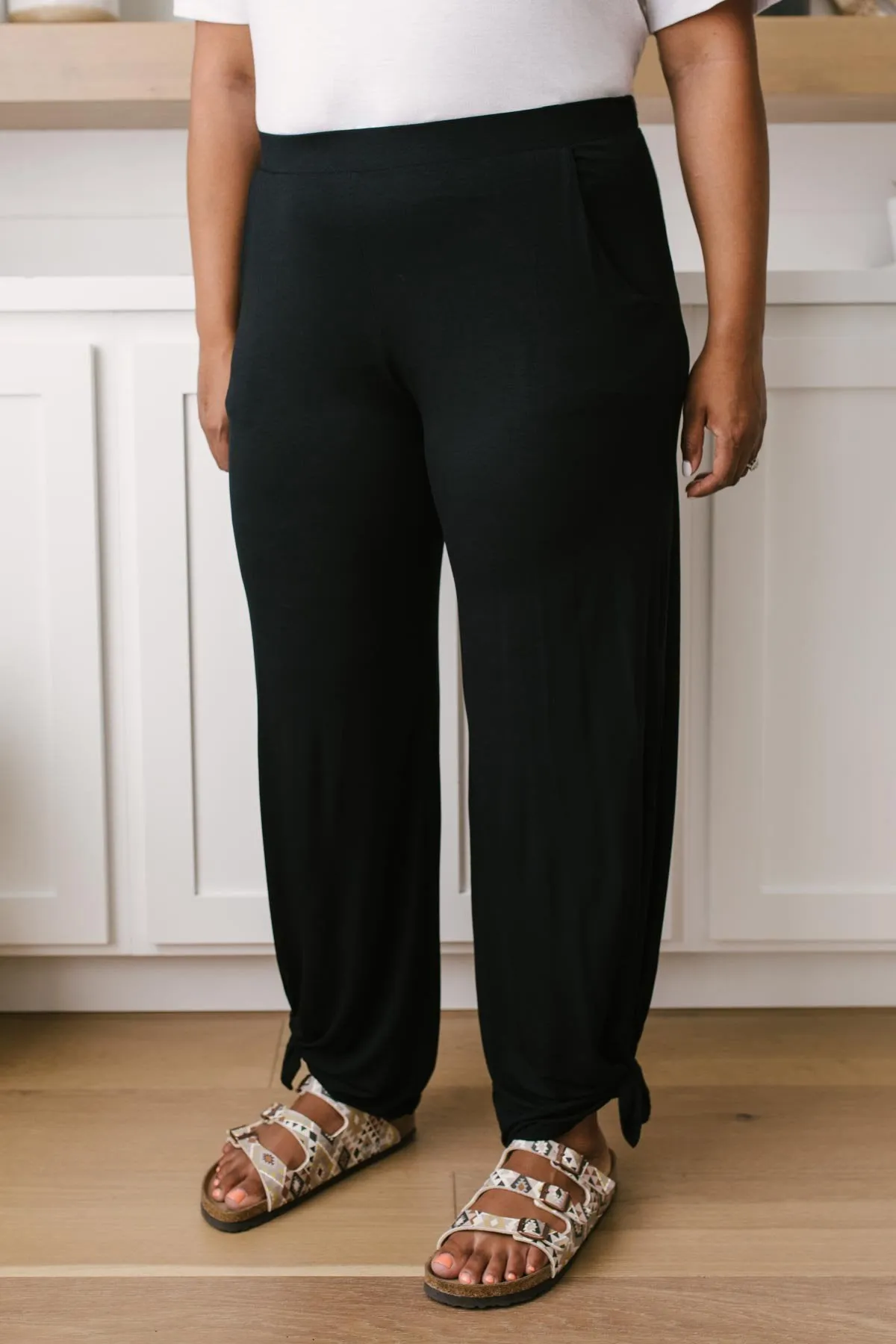 Vacation Lounge Pants in Black